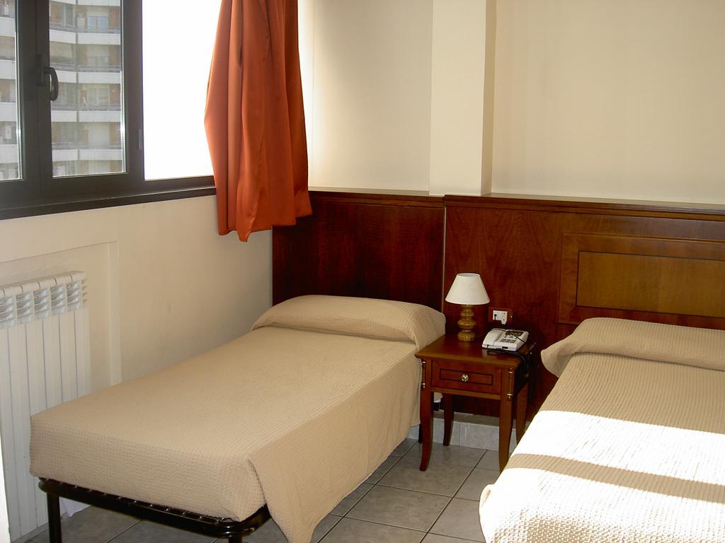 Hotel Cinecitta Rome Bagian luar foto