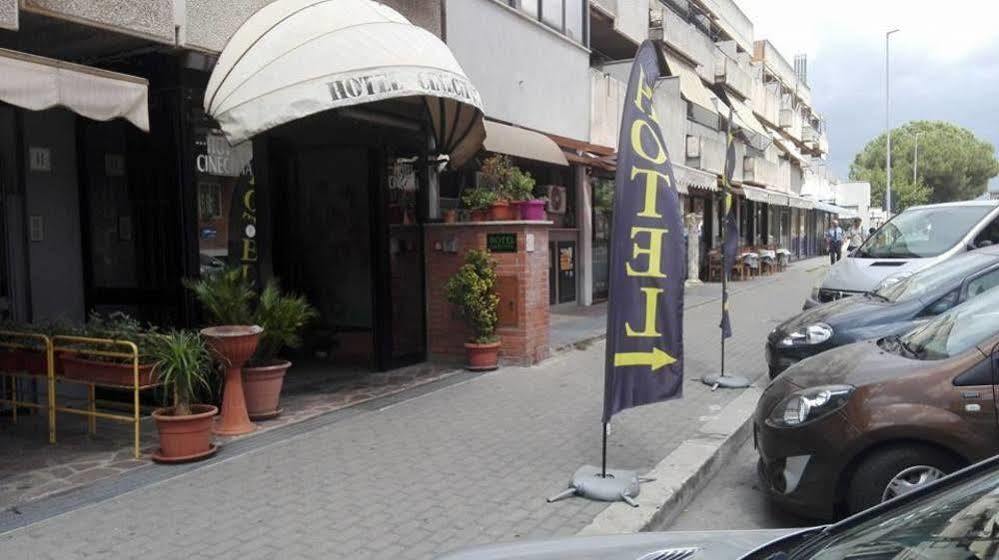 Hotel Cinecitta Rome Bagian luar foto